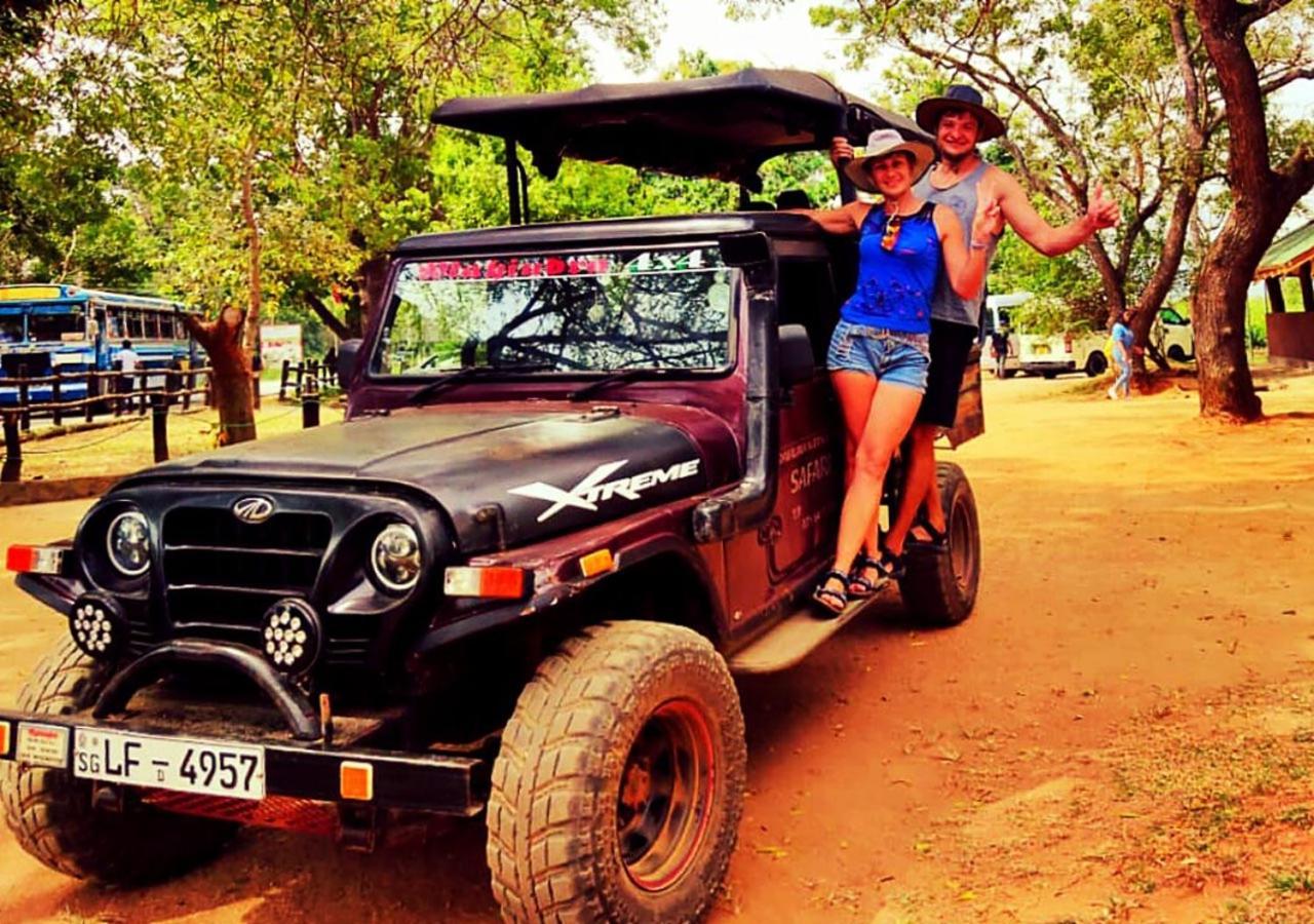 Elephant Paradise Safari Bungalow อุดาวาลาเว ภายนอก รูปภาพ